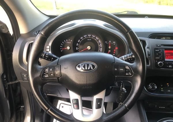 Kia Sportage cena 45400 przebieg: 147000, rok produkcji 2013 z Środa Śląska małe 277